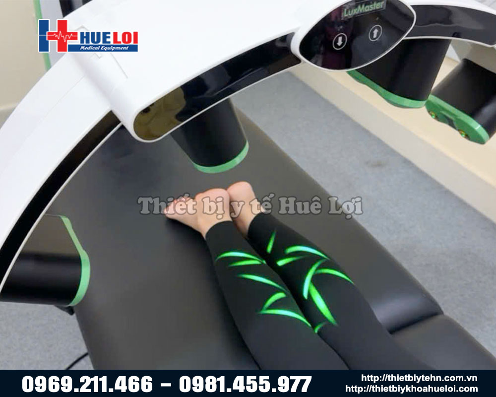 Sử dụng máy Lux Master Slim cho vùng chân 