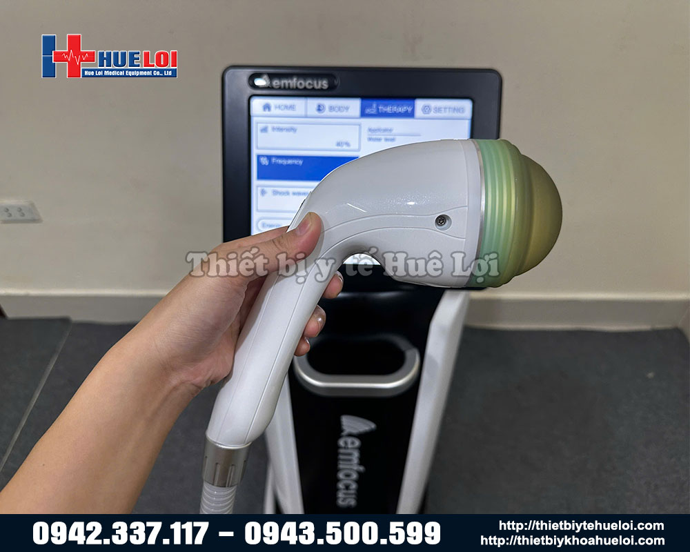 tay cầm máy xung kích hội tụ