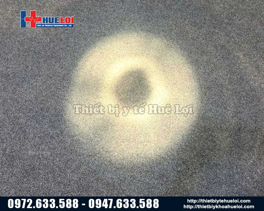 ánh sáng đèn mổ giá rẻ
