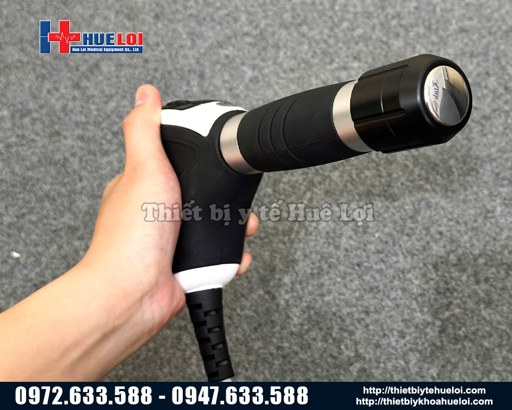 tay cầm trị liệu của máy xung kích kết hợp tác động cột sống