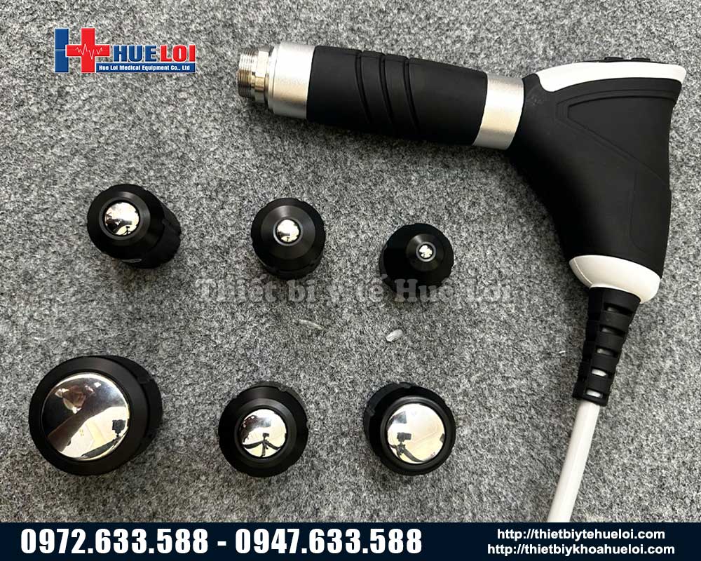 tay cầm và đầu trị liệu máy xung kích